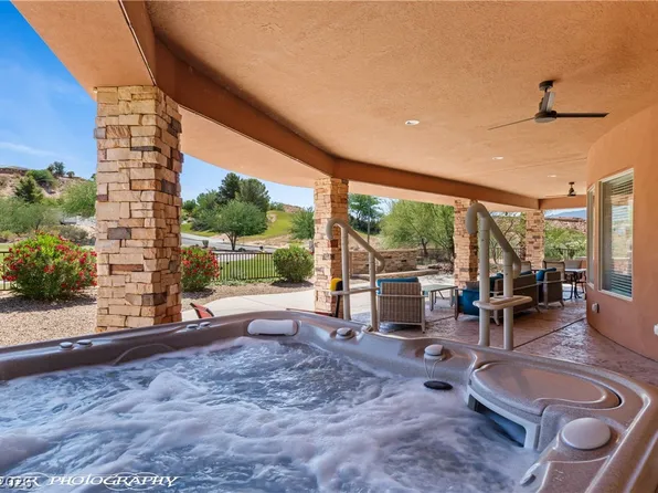 402 Links Dr, Mesquite, NV 89027