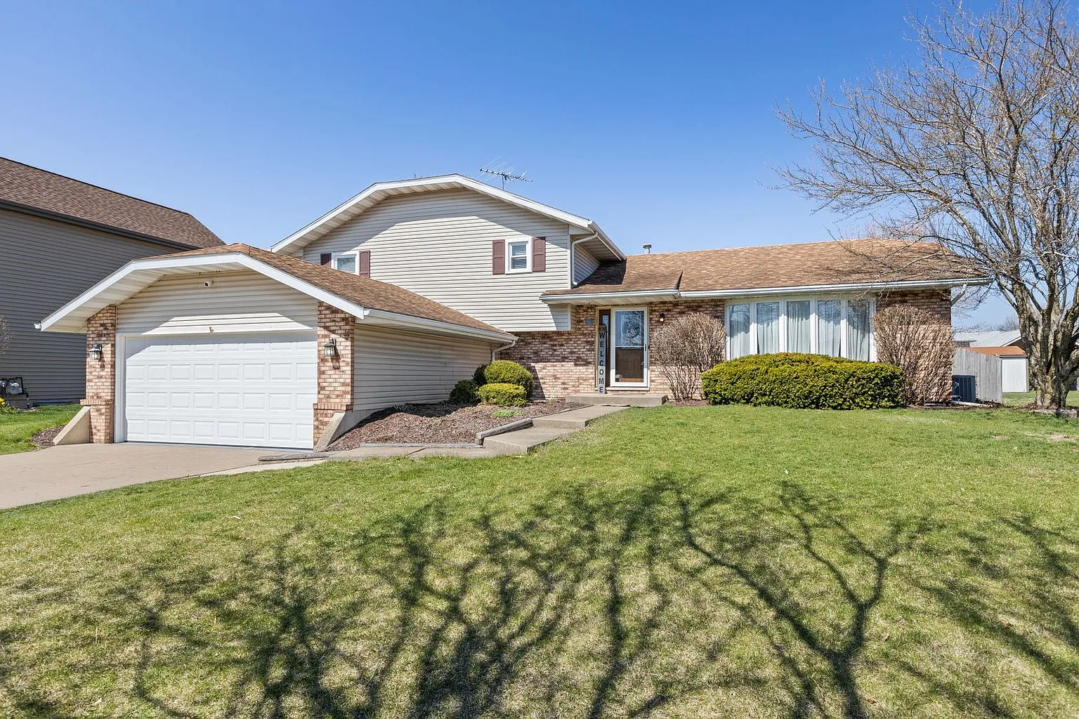 1103 Collingwood Ct photo 1