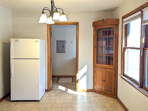 4th image of 4505 E Apple Ave
