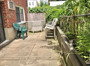31-37 43rd St #1R, Astoria, NY 11103