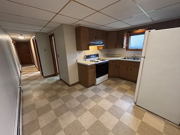 3rd image of 40 Aroostook Ave #4