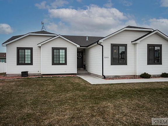 4th image of 3203 N Kodiak Ln