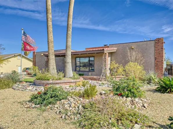 584 Mona Ln, Henderson, NV 89015