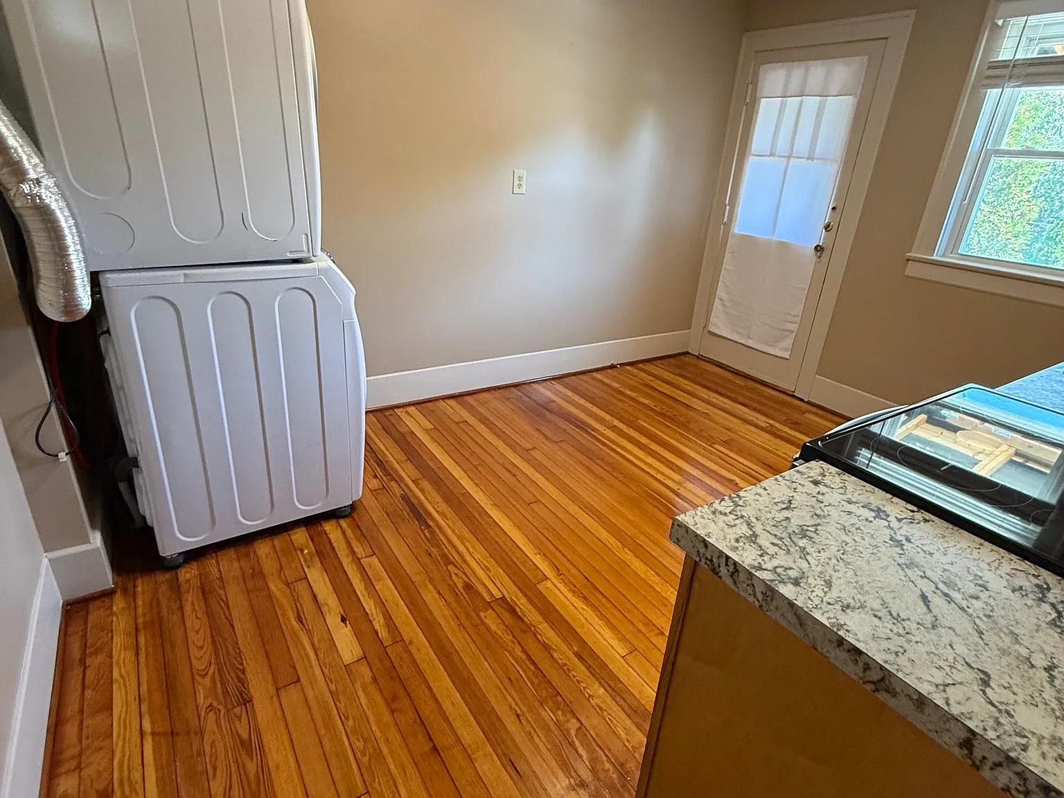 1844 Deer Park Ave — Photo 4
