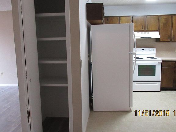 5th image of 1628 NE 5th St