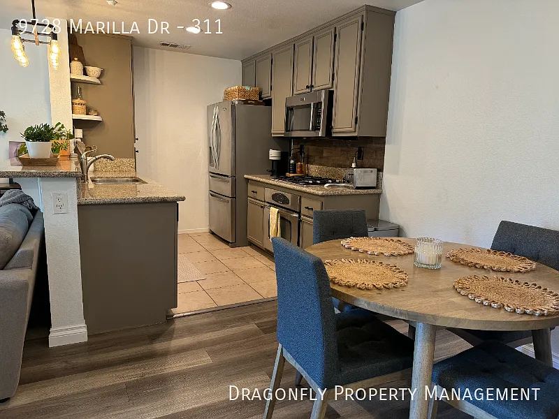 Top Floor Condo In Gated Community — Photo 4