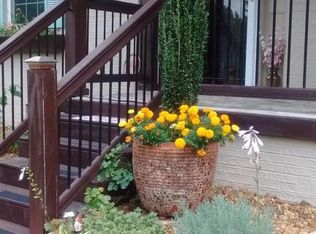 109 Carson Ln, Oak Ridge, TN 37830