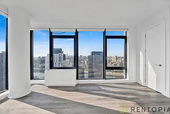 Living room, photo 1