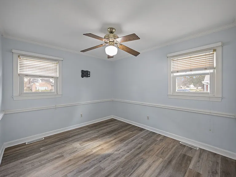 4130 Terrace Dr — Photo 9