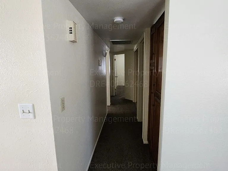 6302 Castleford St — Photo 8