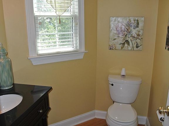 4th image of 151 Brennan Dr