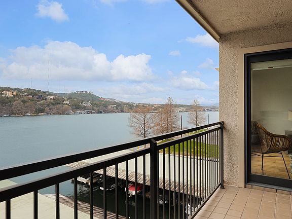5th image of 1500 Scenic Dr APT 304