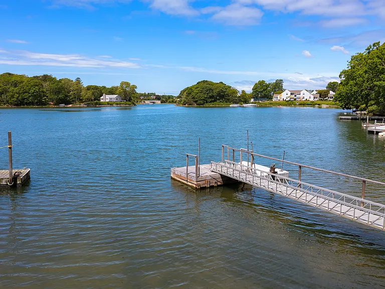 65 Waters Edge Rd — Photo 32