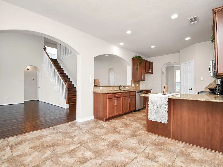 8627 Sweet Pasture Dr — Photo 7