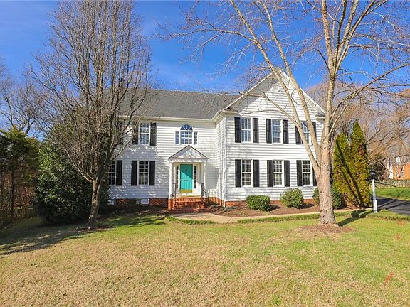 3rd image of 6005 Shady Willow Pl