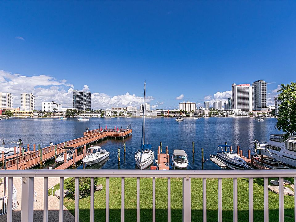 1st image of 400 Golden Isles Drive #18