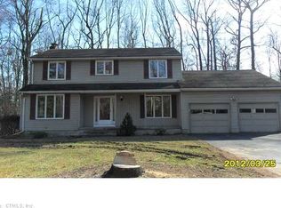 57 Pinnacle Dr, Vernon Rockville, CT 06066
