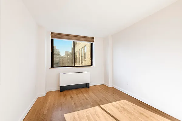 Rented by Newell and Assoc. | media 32