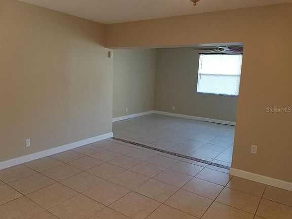 3rd image of 2004 Citrus Hill Ln