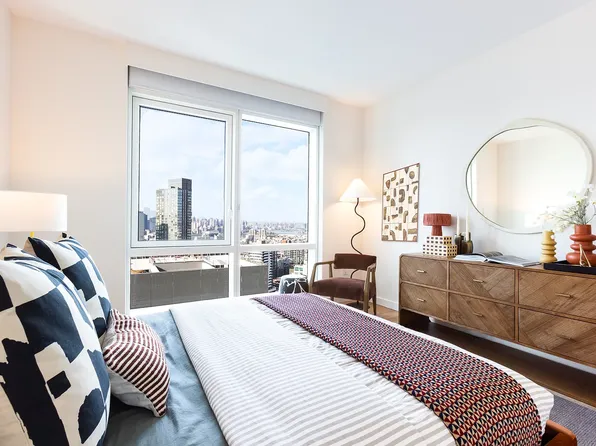 26-38 Jackson Ave, Long Island City, NY