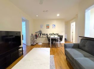 62 Egmont St APT 3, Brookline, MA 02446
