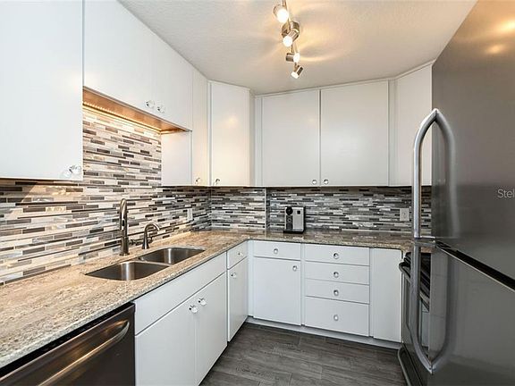 5th image of 750 N Tamiami Trl Unit 804
