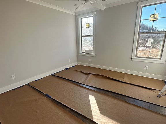 2nd image of 3401 S Lamar Blvd