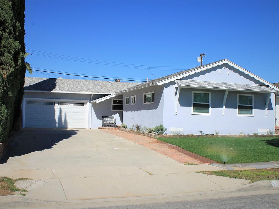 1st image of 14885 Fairvilla Dr