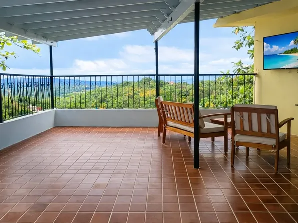 16 Buena Vista Ave #2, Morovis, PR 00687