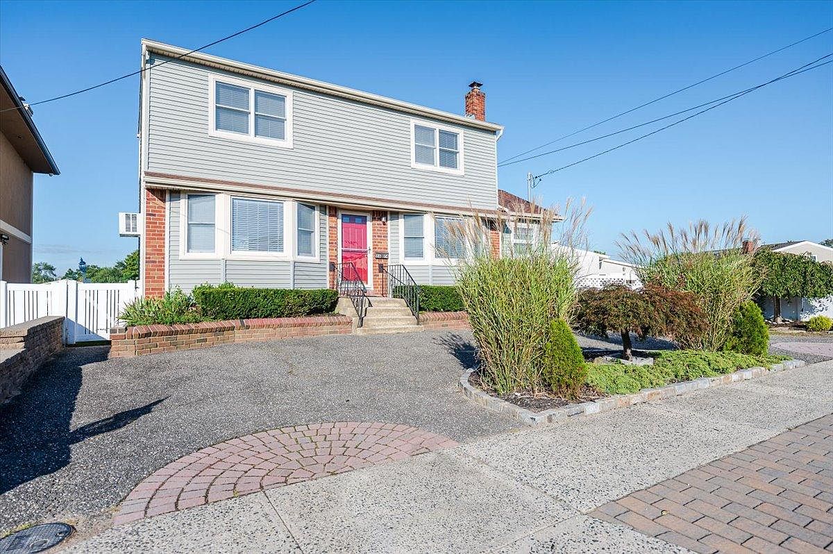 2674 Lee Pl, Bellmore, NY 11710 Zillow