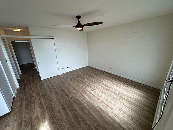 2nd image of 838 Lukepane Ave APT 403