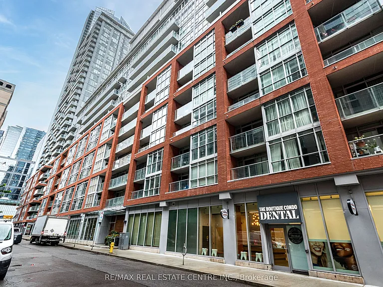 21 Nelson St #11 — Photo 1