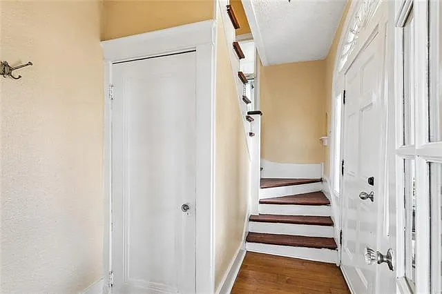 301 City Park Ave — Photo 15