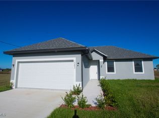 1083 Calico St, Labelle, FL 33935