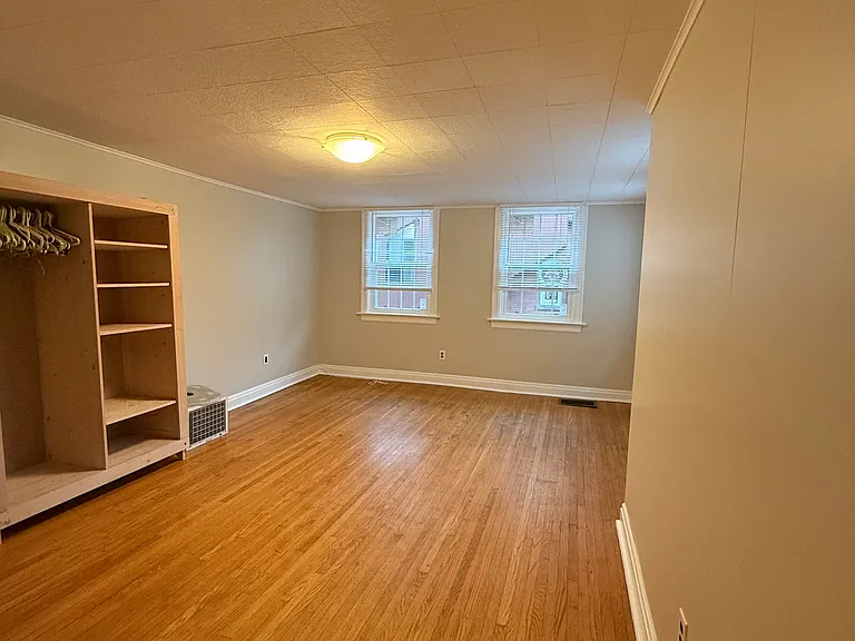 153 Norfolk St — Photo 18