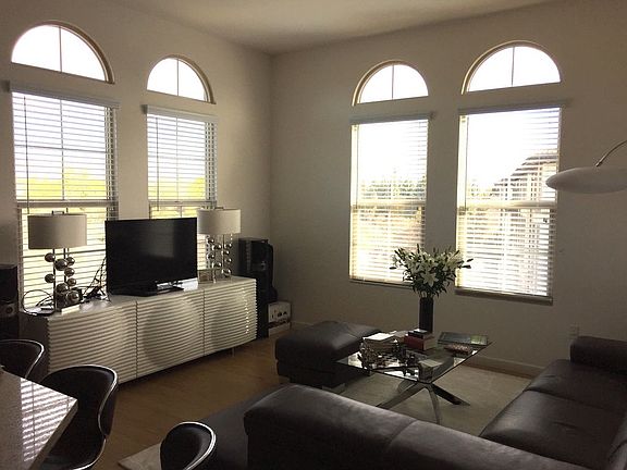 4th image of 355 River Oaks Pkwy #5075