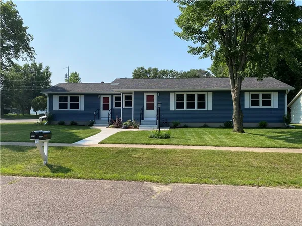 2407/03 Bradwood Avenue #1, 2, Altoona, WI 54720