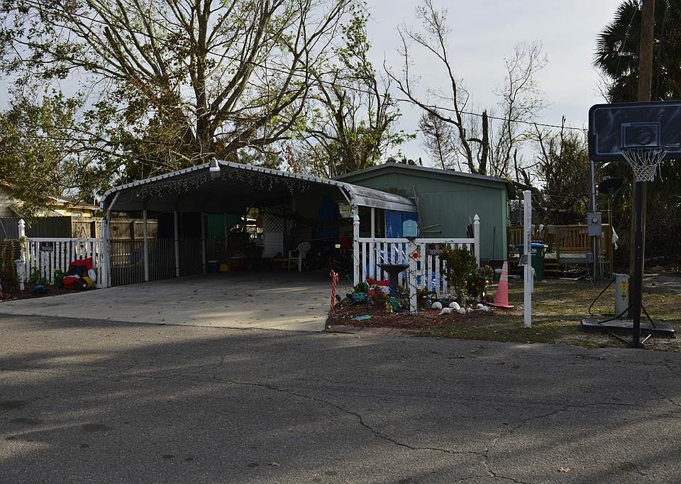 1st image of 430 Bonita St