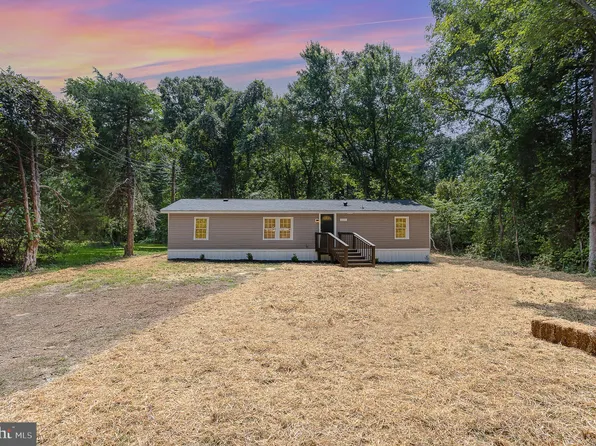 13134 State Rd, King George, VA 22485