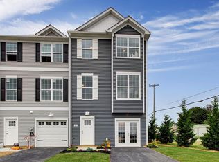 23 S Center St, Hanover, PA 17331