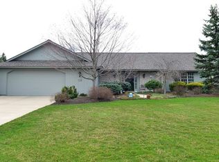 33050 Hidden Hollow Ct, North Ridgeville, OH