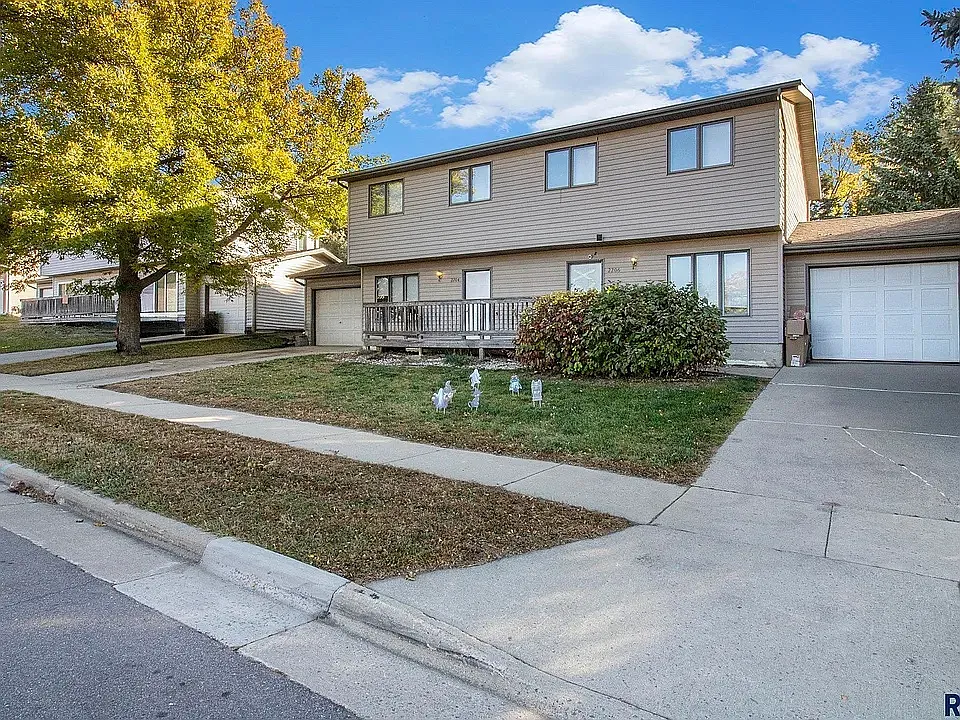 3 bed, 1500 sqft, $1,600 — Photo 1