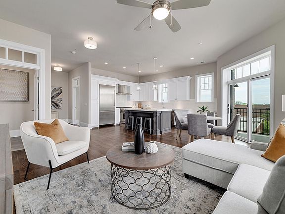 4th image of 514 Hillgrove Ave #402