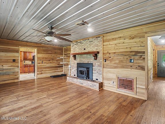 3rd image of 116 Levi Bryant Rd