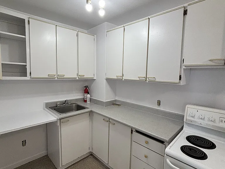 345 Laurier Ave E #1001 — Photo 5
