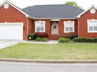 20 Lazy Brook Dr, Oxford, AL 36203
