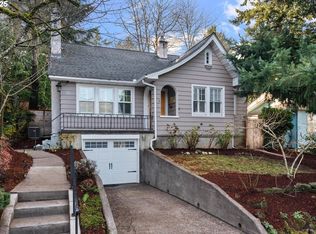 27 SE Gilham Ave, Portland, OR 97215