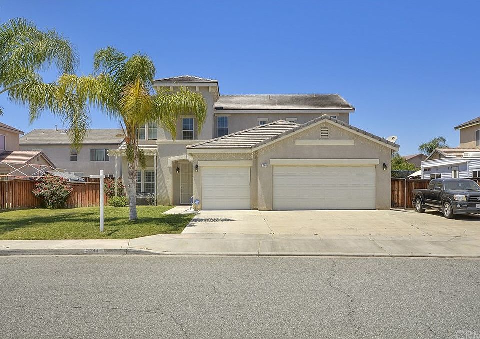 1st image of 2244 Versailles St