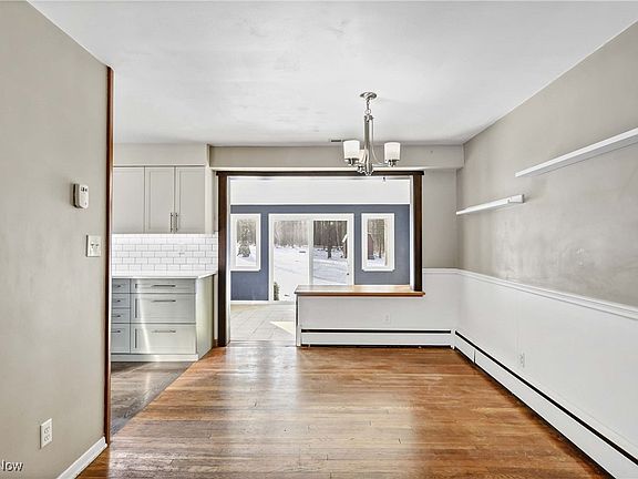 5th image of 6754 Oakes Rd