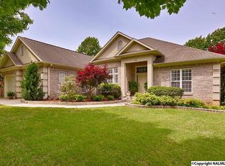 106 Lansdowne Dr, Madison, AL 35758